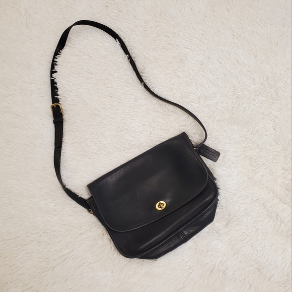 Coach Handbags - Vintage Coach City Bag Black Leather